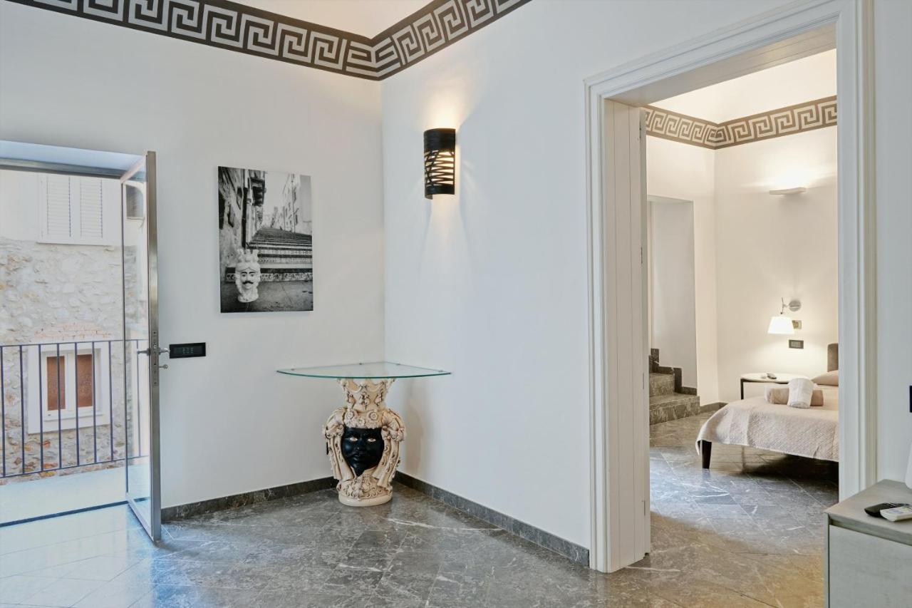 Villa Bordonaro - By Vacation Service 체팔루 외부 사진